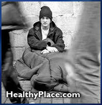 Geisteskrankheiten sind die dritthäufigste Ursache für Obdachlosigkeit bei alleinstehenden Erwachsenen. Leider hindert das Stigma der Geisteskrankheiten die Gesellschaft daran, das Problem zu lösen.