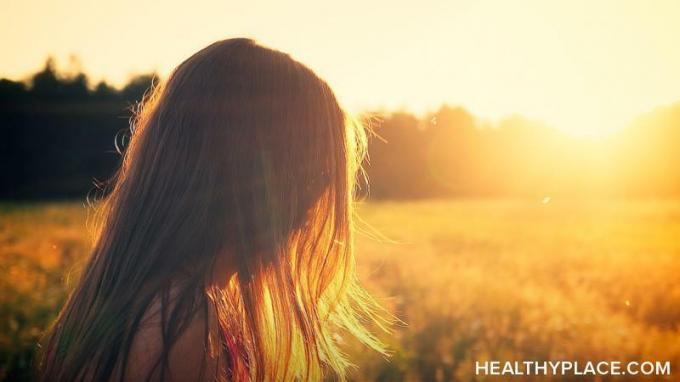 Sommerangst ist real. Erfahren Sie vier Gründe, warum der Sommer Angst auslösen kann, und nutzen Sie das Wissen, um Sommerangst bei HealthyPlace zu vermeiden.