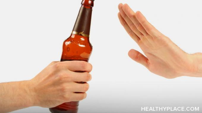 Alkoholabhängigkeitsrückfall tritt bei vielen, wenn nicht den meisten Alkoholikern auf. Erfahren Sie hier mehr über die Warnsignale eines Alkoholrückfalls und wie Sie diesen vermeiden können.