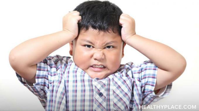 Welche Anzeichen sprechen für Wutanfälle? Die meisten Kinder im Vorschulalter haben sie, aber einige Wutanfälle sind nicht "normal". Besuchen Sie HealthyPlace, um zu erfahren, wann Sie sich Gedanken über die Stimmung Ihres Vorschulkindes machen sollten (Hinweis: Jetzt ist besser als später).