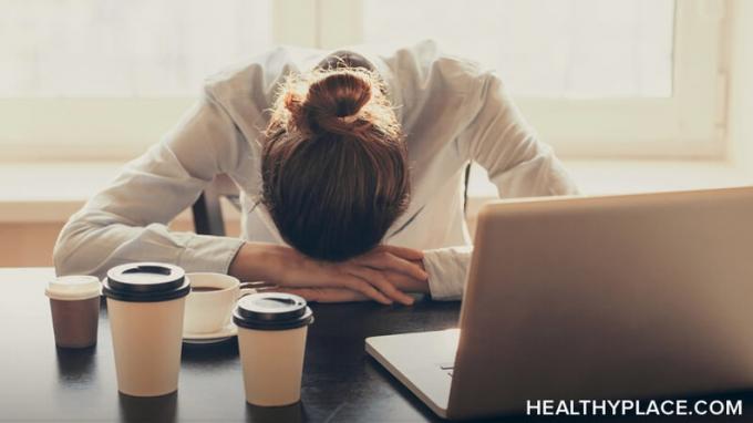 Bei der Arbeit gestresst zu sein ist unangenehm und macht Ihre Arbeit schwieriger. Erfahren Sie fünf Tipps zum Stressabbau, während Sie bei HealthyPlace arbeiten. Diese 5 Techniken werden Sie entspannen, wenn Sie bei der Arbeit gestresst sind, und Ihr geistiges Wohlbefinden im und außerhalb des Büros verbessern.