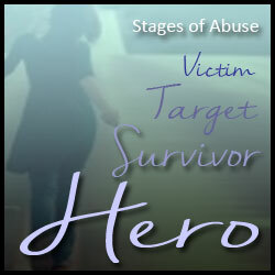 Die 4 Stufen der Wiederherstellung nach Missbrauch helfen Ihnen, sich für immer von Missbrauch zu befreien. Sie können die 4 Stufen des Missbrauchs als Anleitung verwenden, um vom Opfer zum Helden zu gelangen. Lies jetzt.