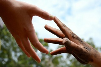 Wie hilfst du einem Freund, eine bipolare Mood-Episode zu durchlaufen? Finden Sie heraus, wie Sie Ihrem Freund mit einer bipolaren Störung von jemandem helfen können, der damit lebt. Lesen Sie dies.