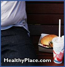 Ärzte halten eine Person für fettleibig, wenn sie in Bezug auf Alter, Größe und Körperbau mehr als 20% über dem erwarteten Gewicht liegt. Krankhafte oder bösartige Fettleibigkeit wiegt mehr als 30 kg.