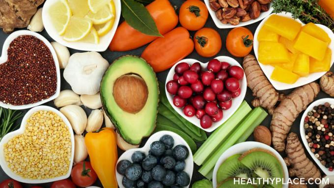 Es besteht ein direkter Zusammenhang zwischen Ernährung und psychischer Gesundheit. Entdecken Sie, was der Link ist und welche Lebensmittel Sie auf HealthyPlace essen sollten.